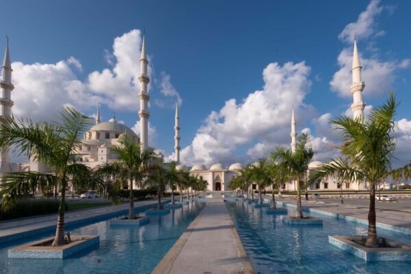 Khor Fakkan Tour With Grand Mosque & Al Suhub